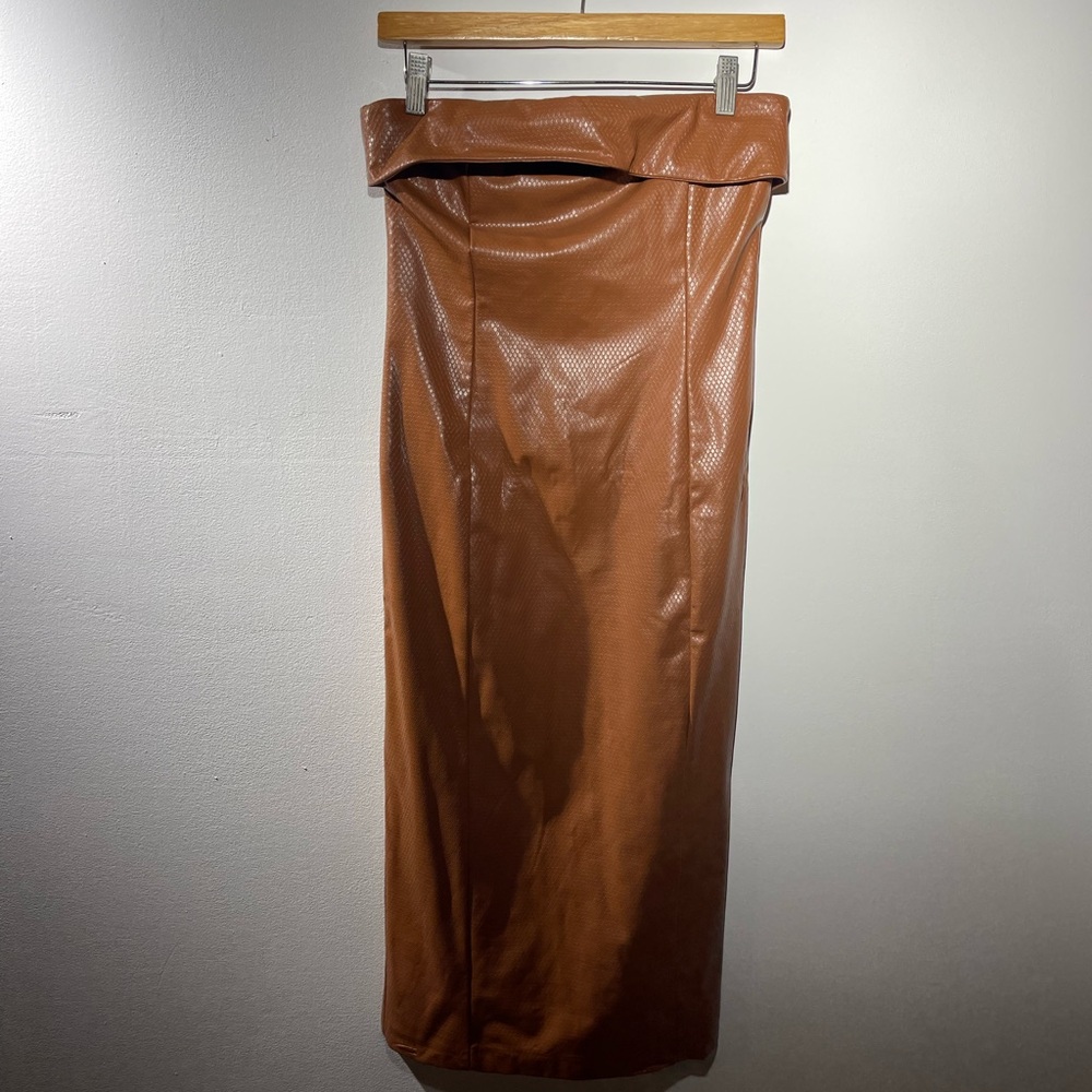 Forever 21 Cognac Faux Leather Strapless
Exposed Zipper Dress S